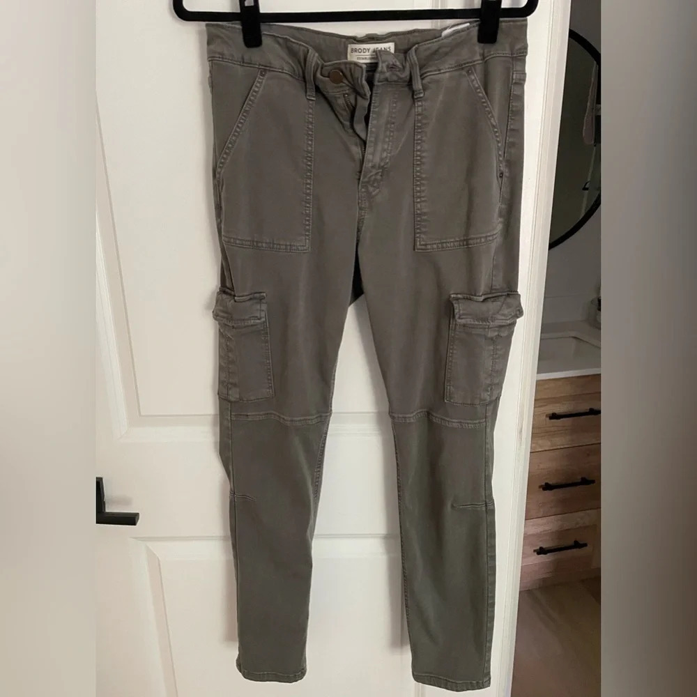 Brody Jeans  High Rise Skinny Ankle Cargo